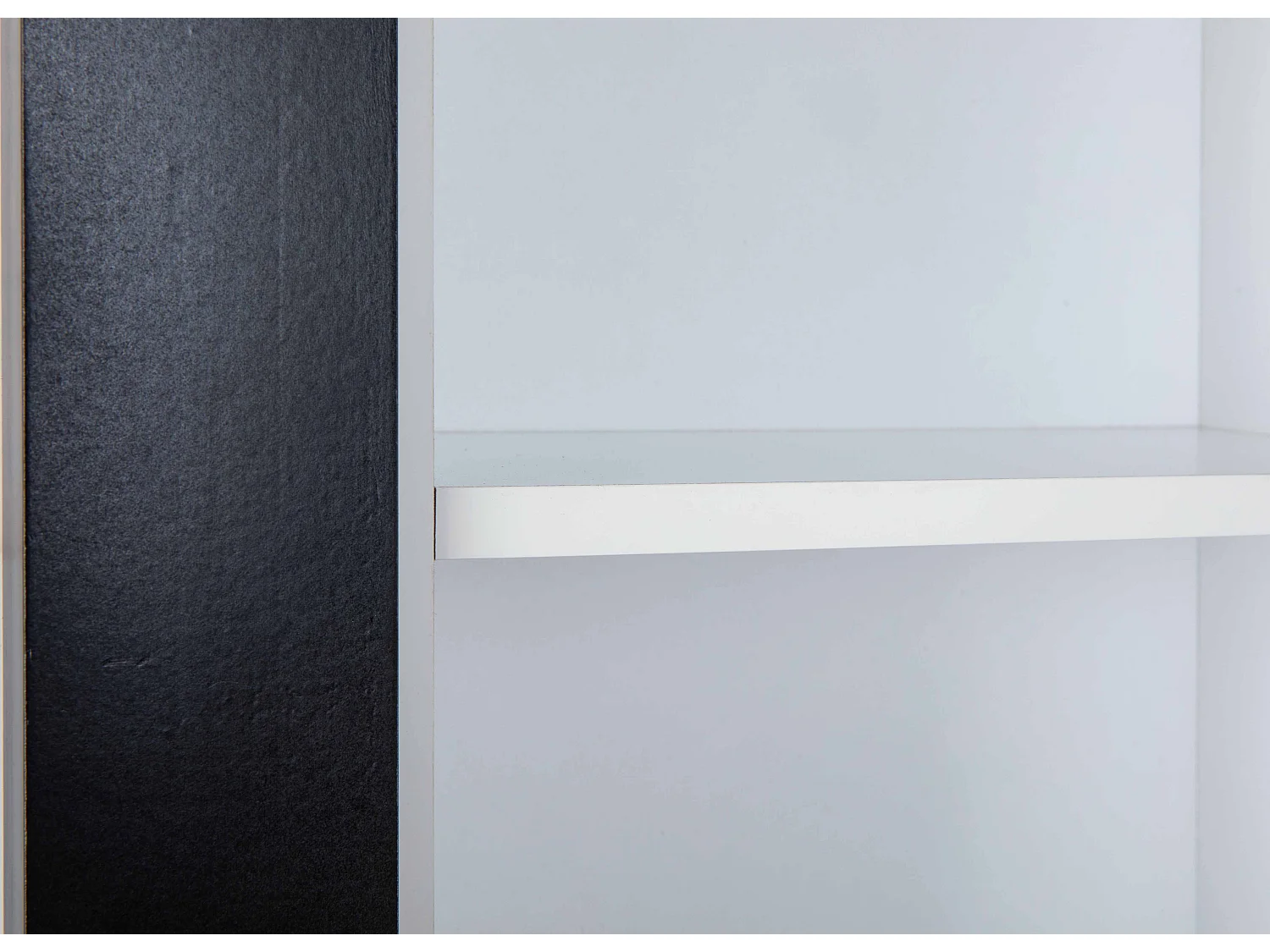 Quirs wandkast , wandplank met 9 vakken zwart en wit.