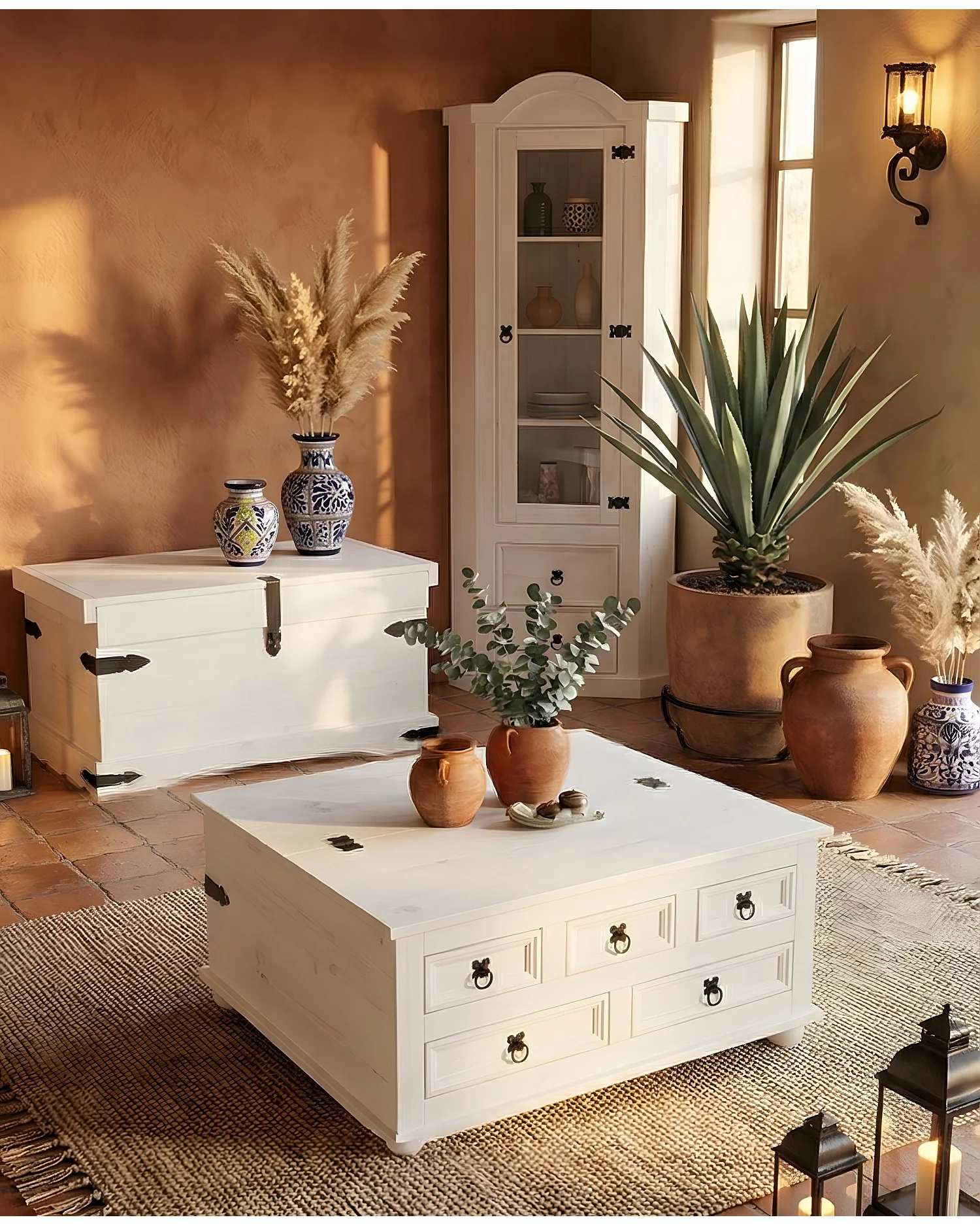 New Mexico Bureau, largeur 141 cm, hauteur 76 cm avec 5 tiroirs et 1 porte, blanc/ciré.