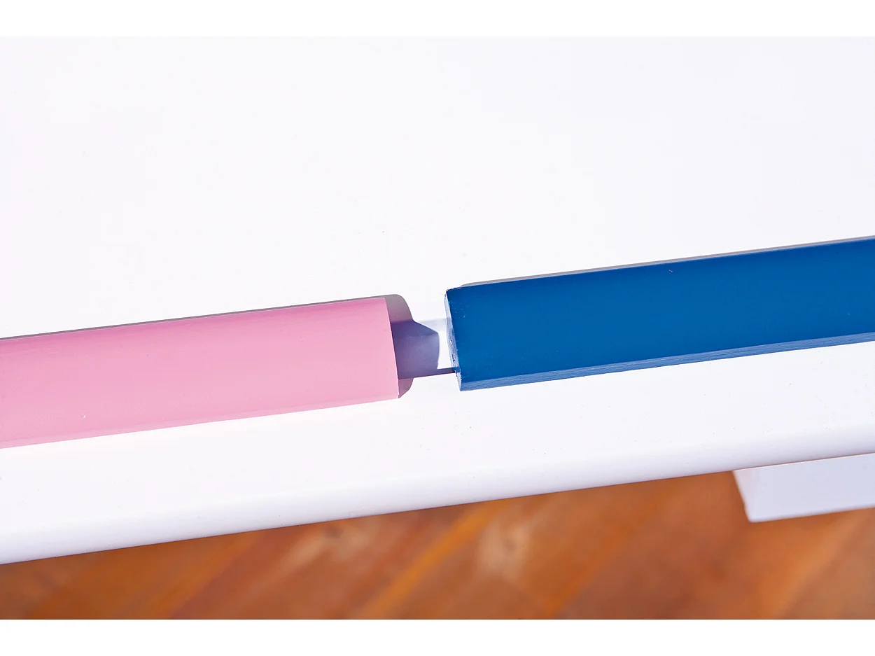 Escritorio Batur 1 cajón blanco, azul/rosa.