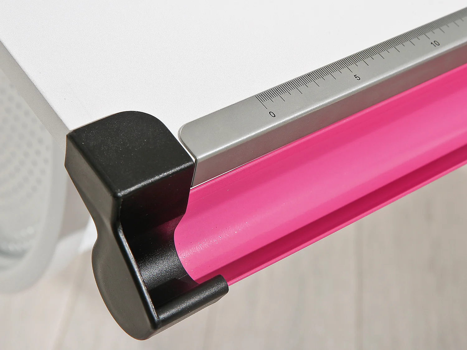 Matkan Schreibtisch weiss, weiss/pink/grün.