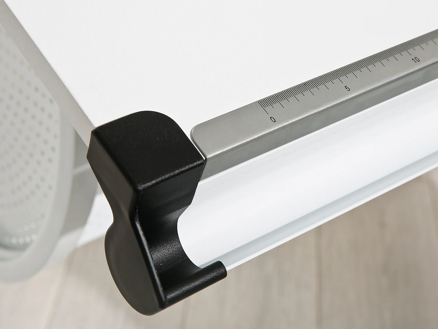 Matkan Schreibtisch weiss, weiss/pink/grün.