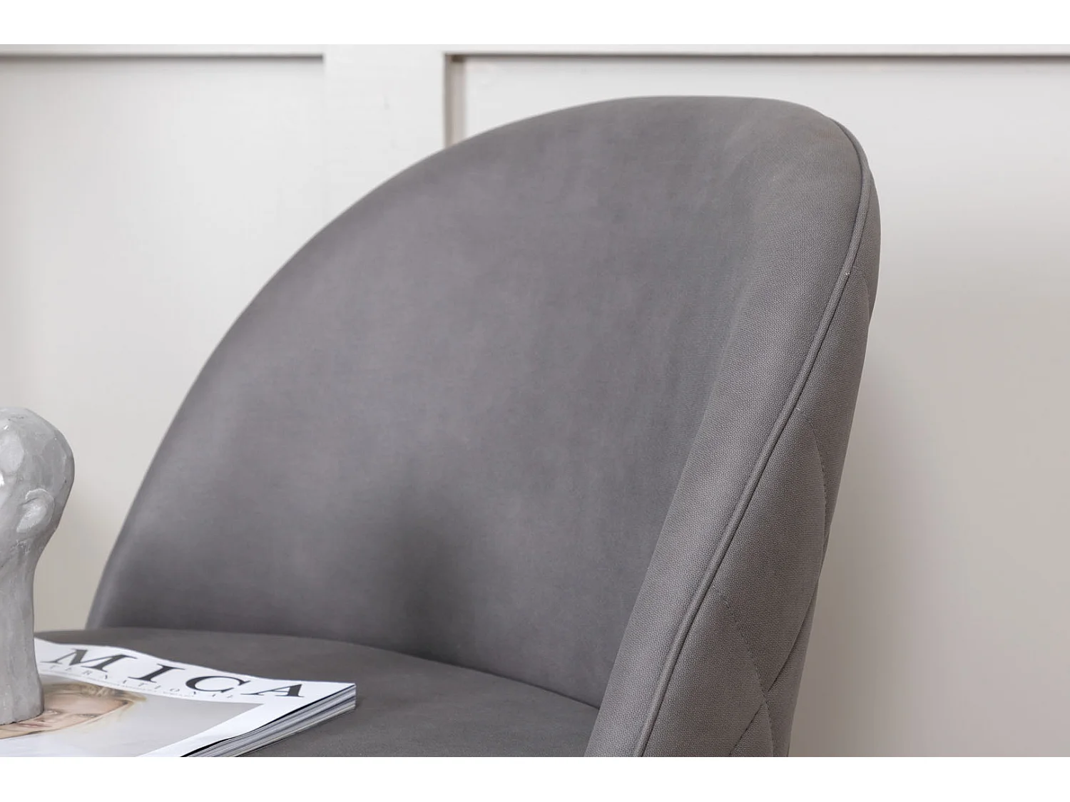 Velvet eetkamerstoel velours grijs.