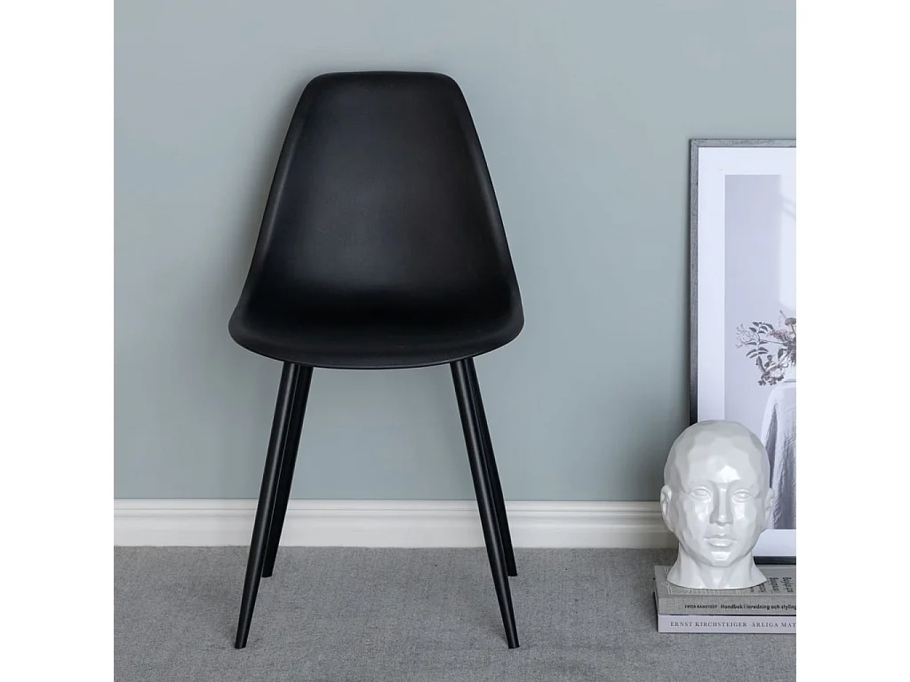Polar eetkamerstoel kuipstoel zwart.