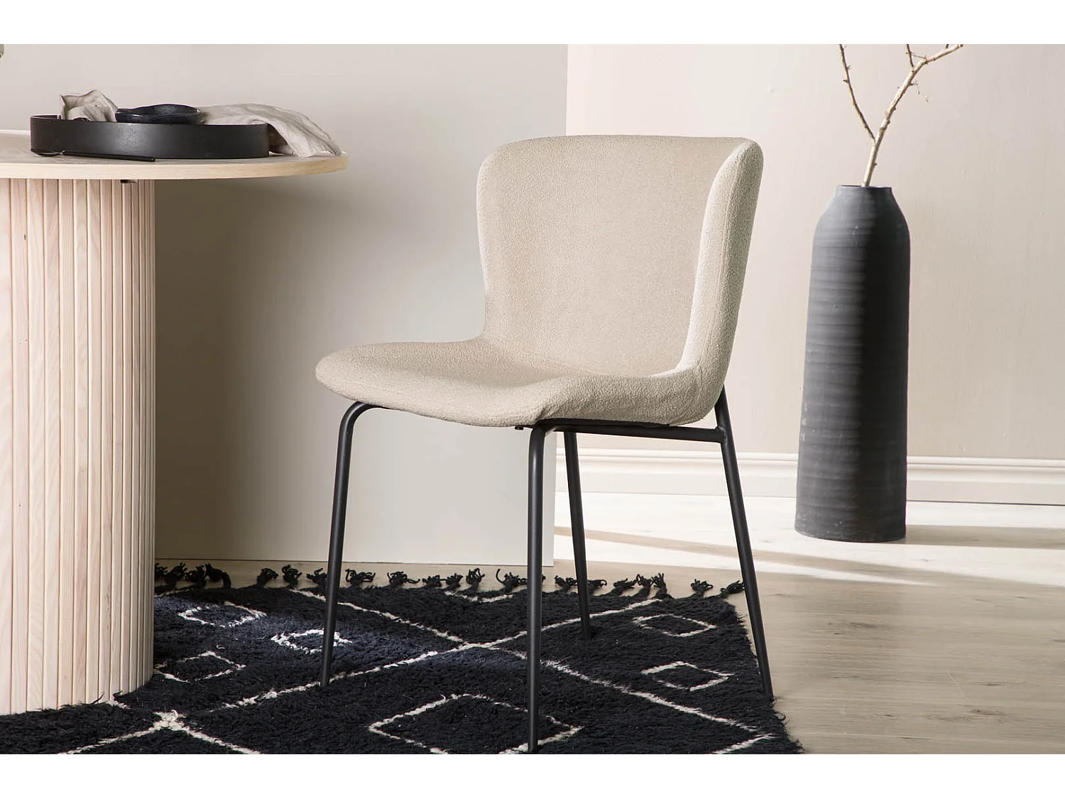 Modesto eetkamerstoel beige.