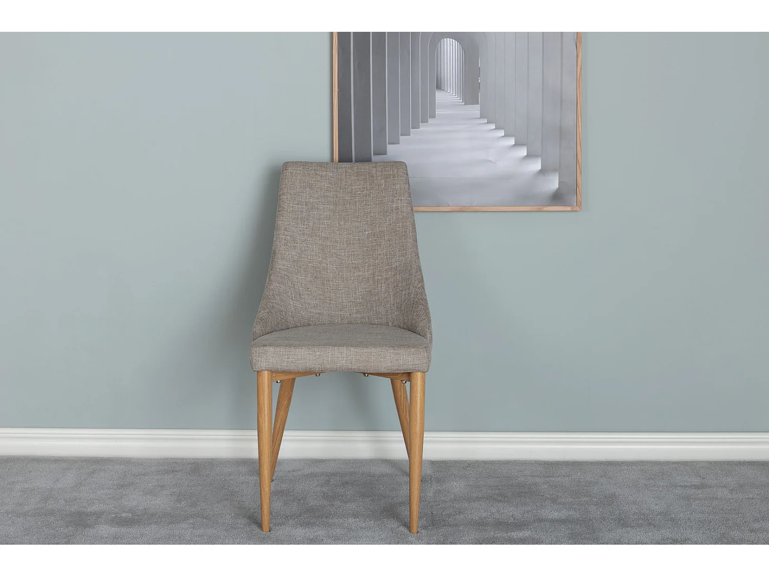 Leone Chaise de salle à manger gris clair, finition chêne.