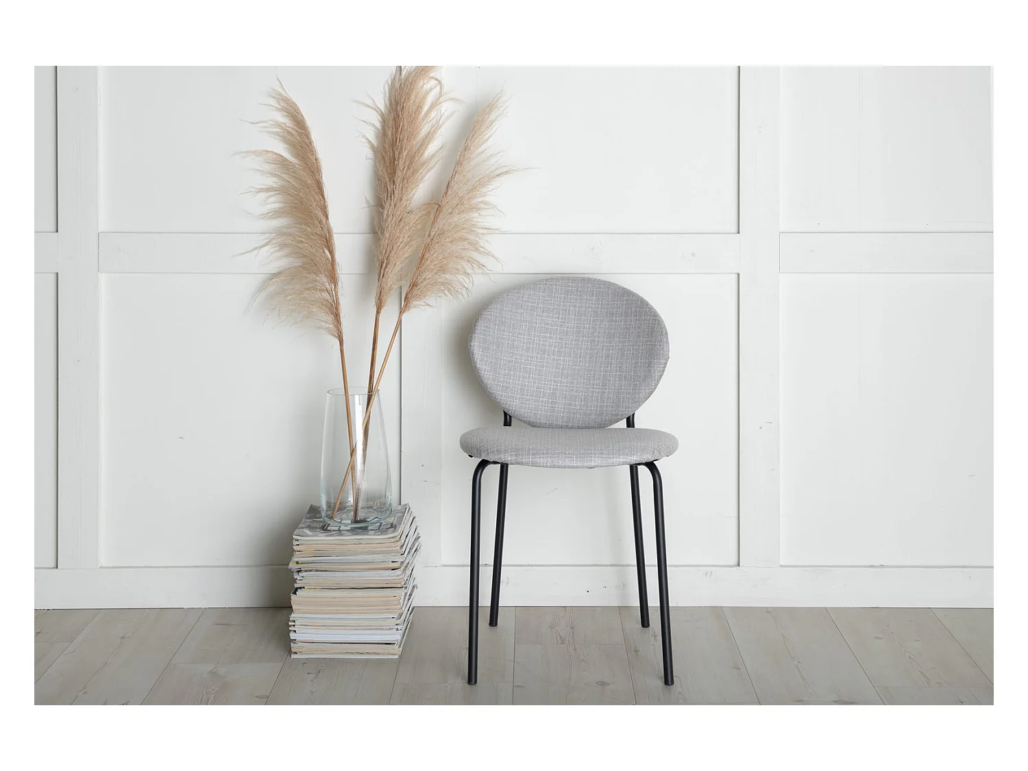 Vault eetkamerstoel grijs.