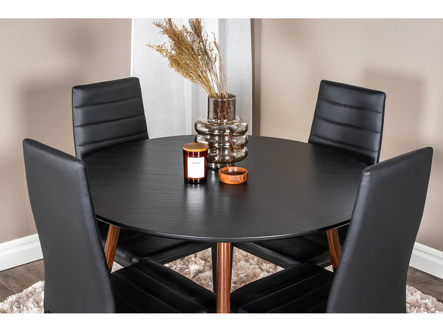 PlazaBLWA100 Essgruppe Esstisch schwarz und 4 Slim High Back Esszimmerstühle PU Kunstleder schwarz.