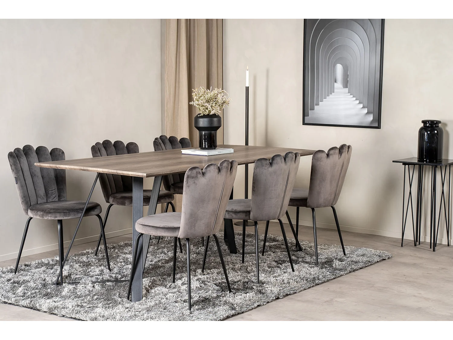 MarinaGRBL eethoek eetkamertafel el hout decor grijs en 6 Limhamn eetkamerstal velours grijs.