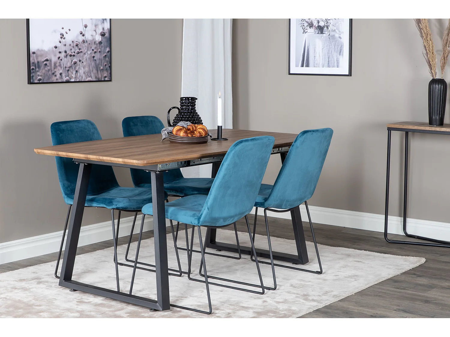 IncaNABL ensemble table, table extensible longueur cm160 / 200 El bois décor et 4 Muce chaises Velours bleu.