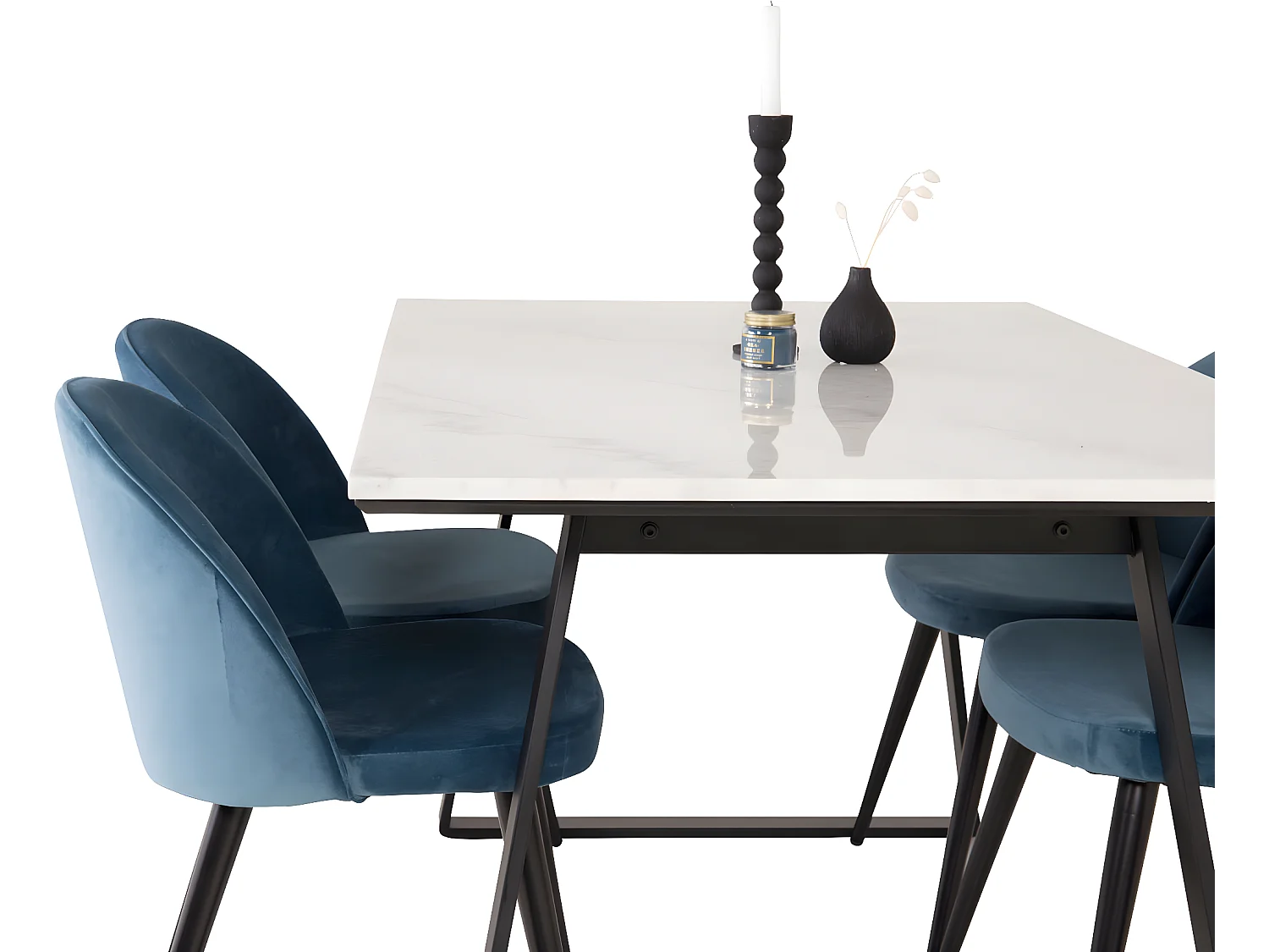 Estelle eethoek eetkamertafel marmer wit en 4 Velvet eetkamerstal velours blauw, zwart.