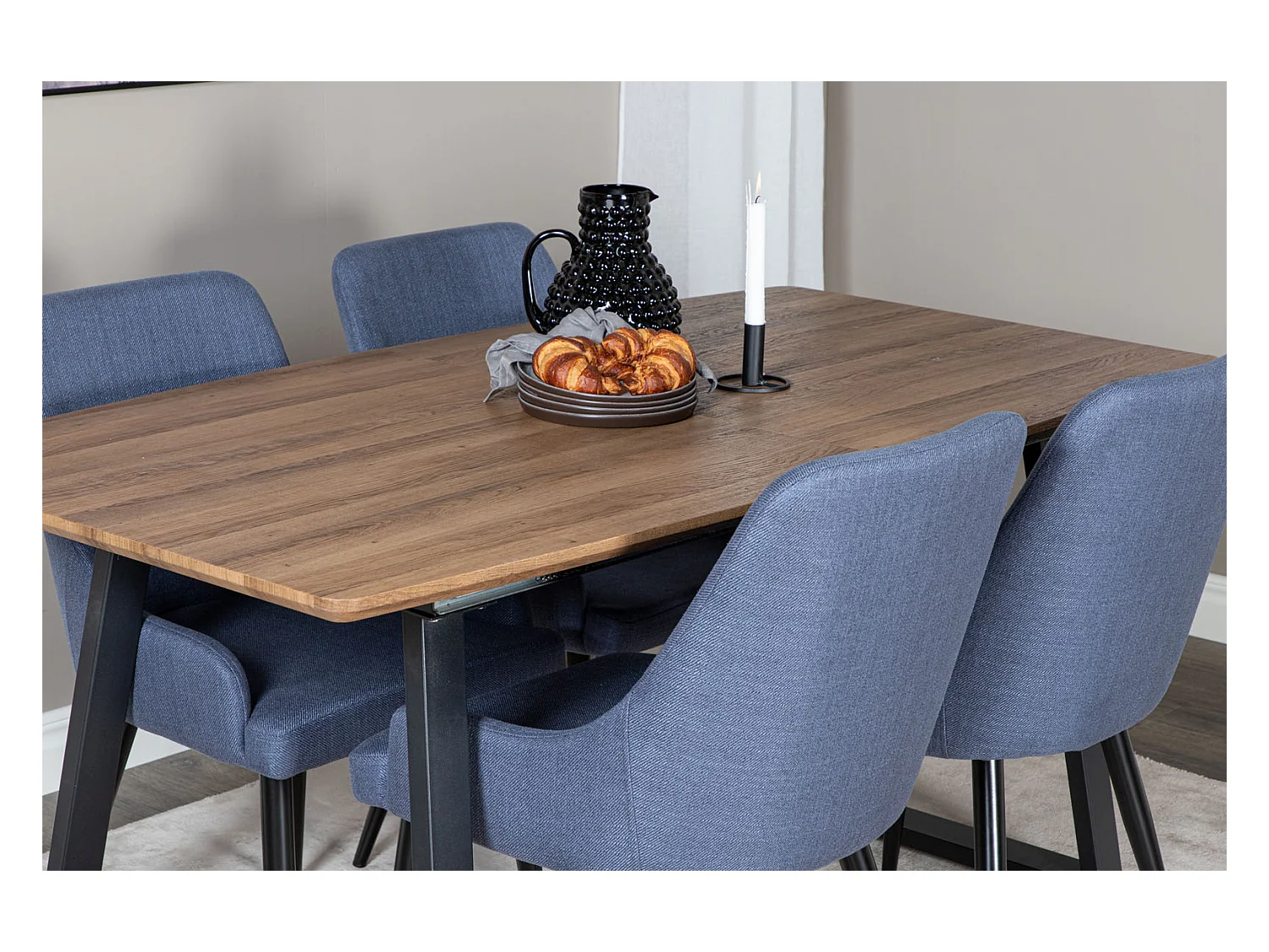 IncaNABL ensemble table, table extensible longueur cm160 / 200 El bois décor et 4 Plaza chaises bleu, noir.