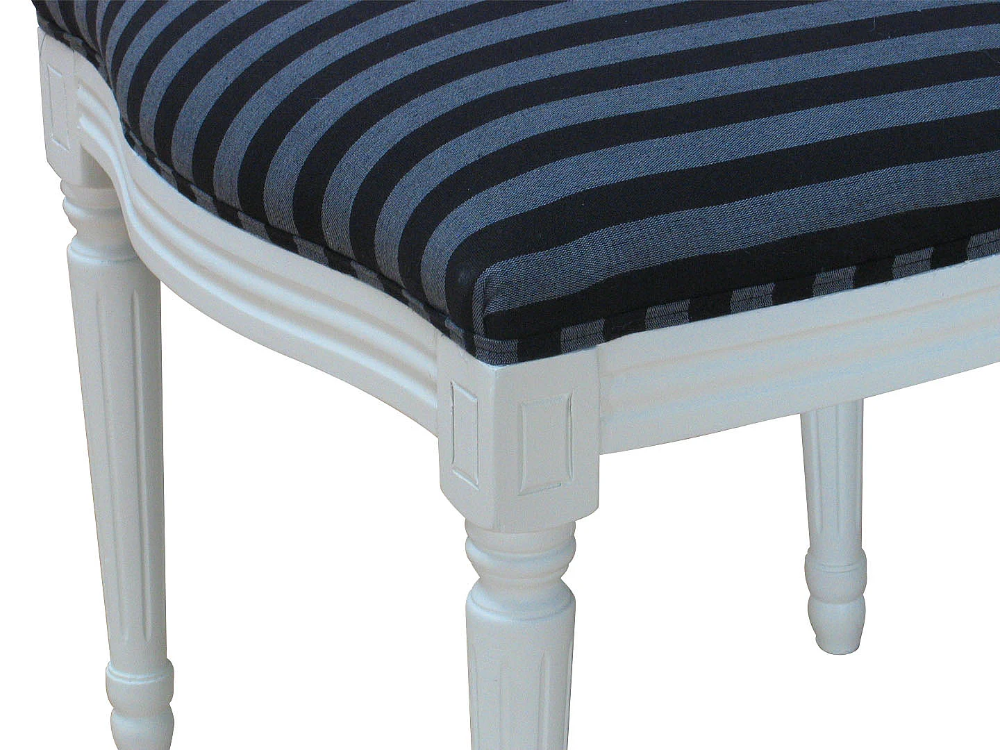 Amaretta Ensemble de salle à manger 100x180/280, 2 extensions inclues, vieux blanc avec 2+6 chaises rococo vieux blanc/noir.