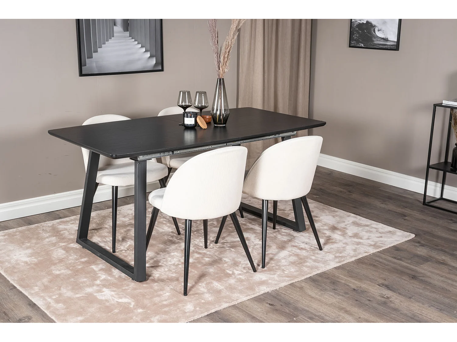 IncaBLBL ensemble table, table extensible longueur cm160 / 200 noir et 4 Velvet chaises Velours côtelé beige, noir.