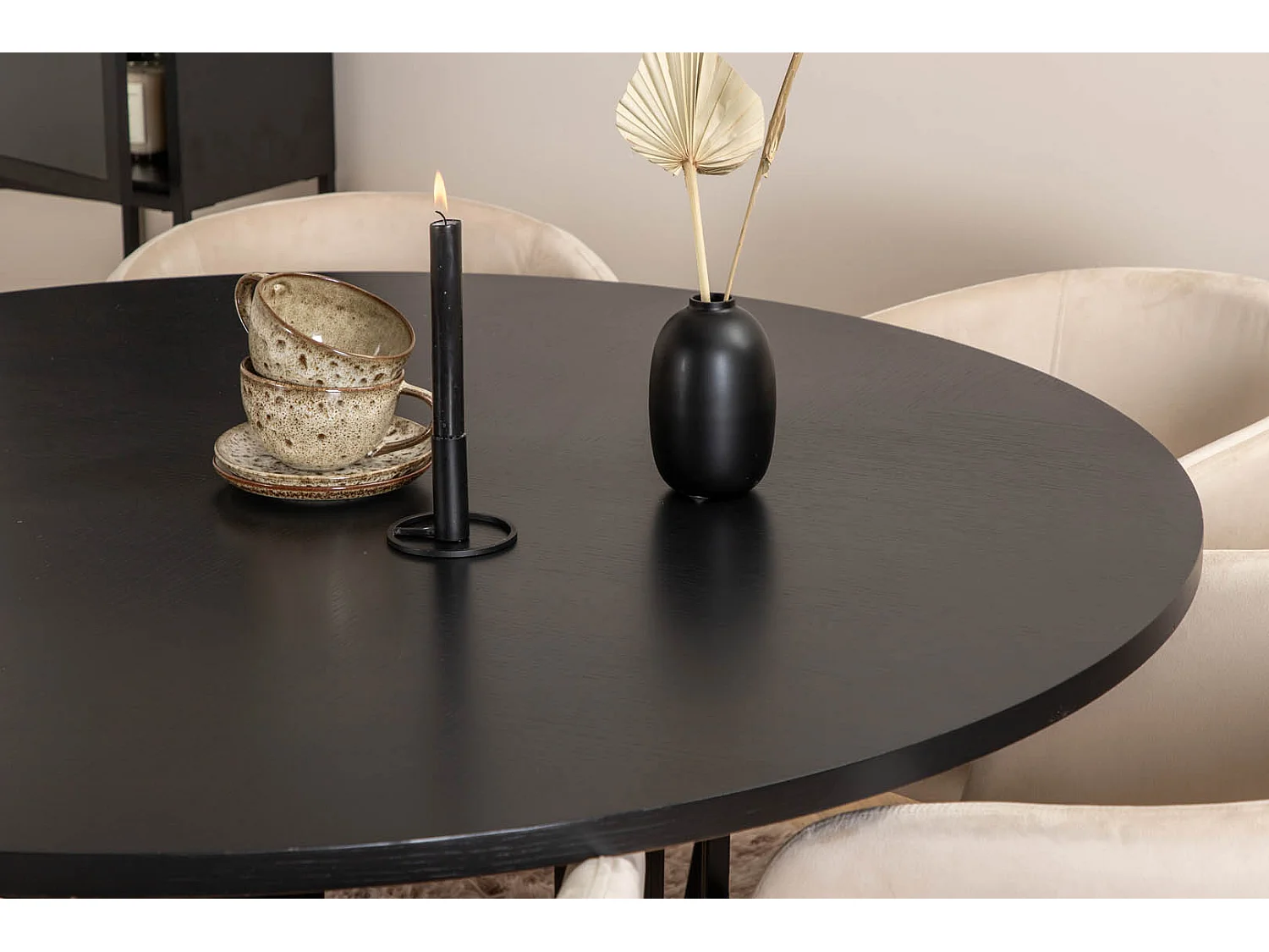 Copenhagen ensemble table, table marron et 6 Berit chaises Velours beige.