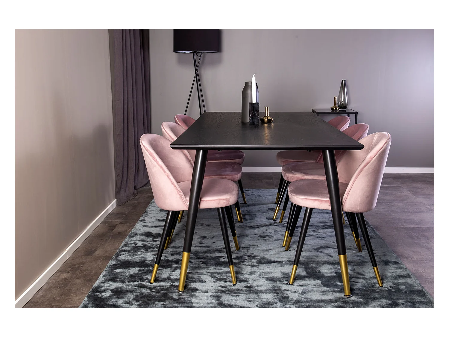 Dipp180x90BLBR Essgruppe Esstisch schwarz und 6 Velvet Esszimmerstühle Velour pink, schwarz, Messing dekor.