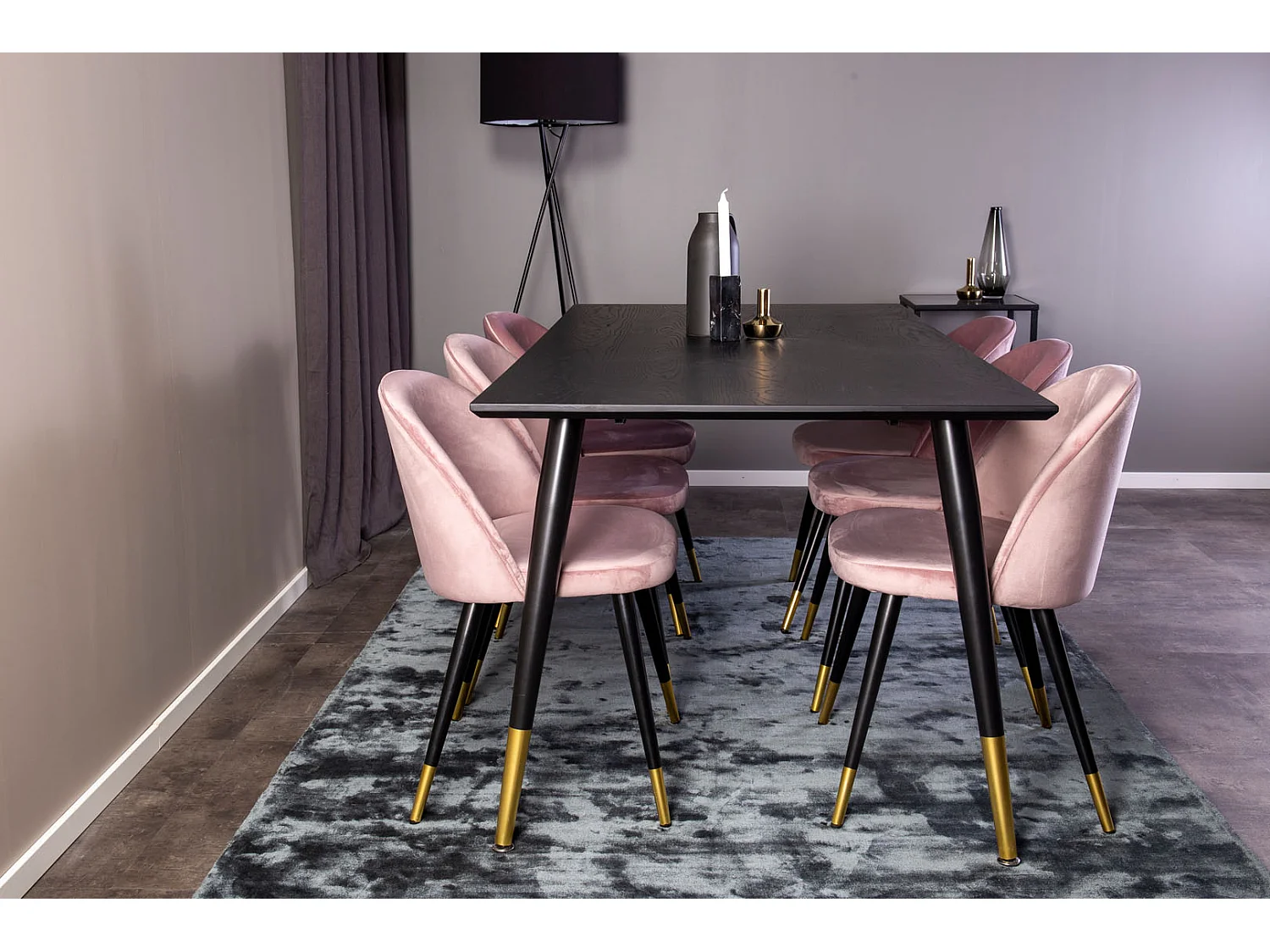 Dipp180x90BLBR Essgruppe Esstisch schwarz und 6 Velvet Esszimmerstühle Velour pink, schwarz, Messing dekor.