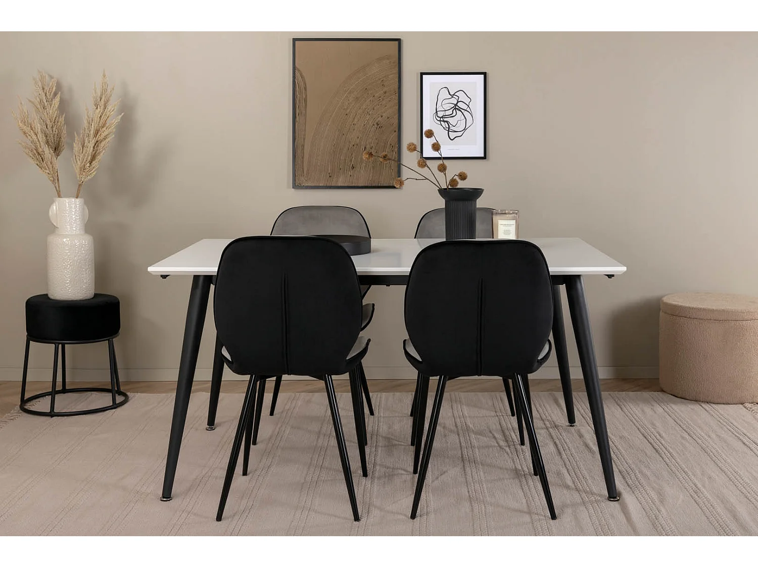 Jimmy150 eethoek eetkamertafel uitschuifbare tafel lengte cm 150 / 240 wit en 4 Emma eetkamerstal velours grijs,zwart.