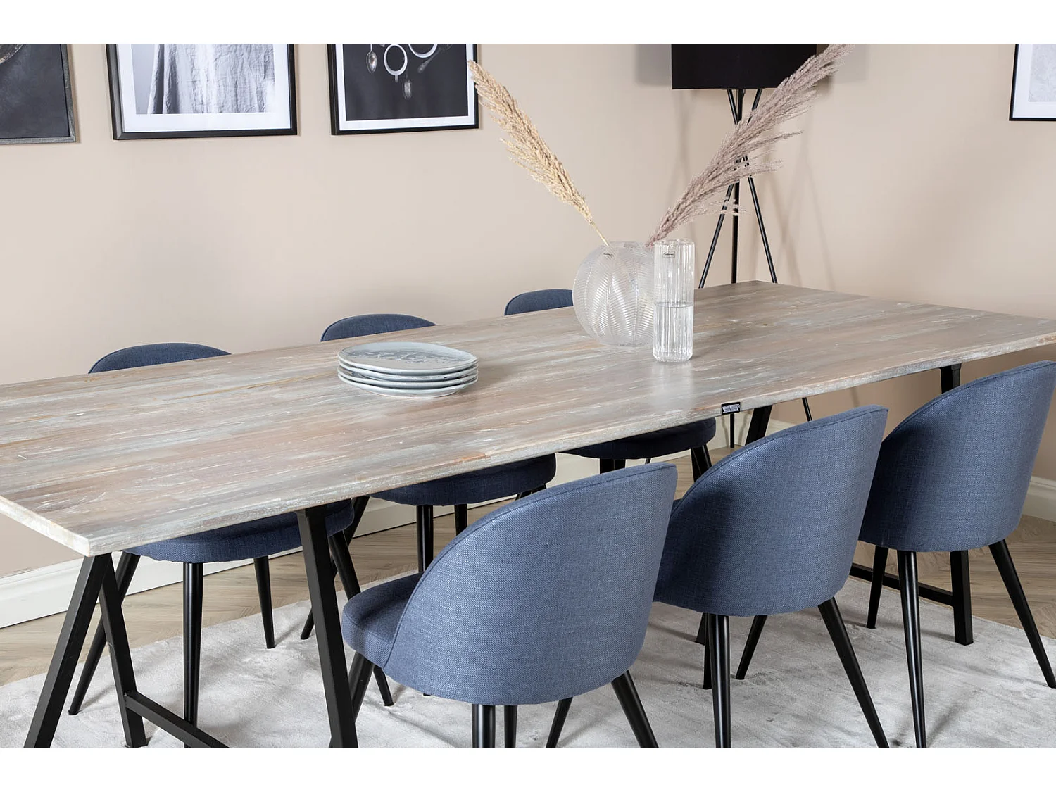 Jepara ensemble table, table teck et 6 Velvet chaises bleu.