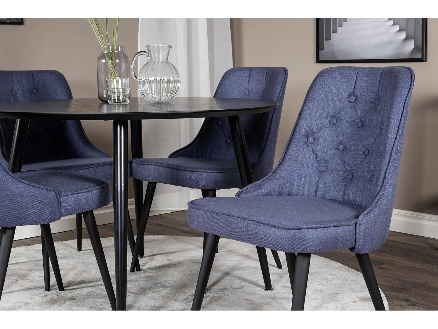 DippØ115BLBL ensemble table, table noir et 4 Velvet Deluxe chaises bleu, noir.