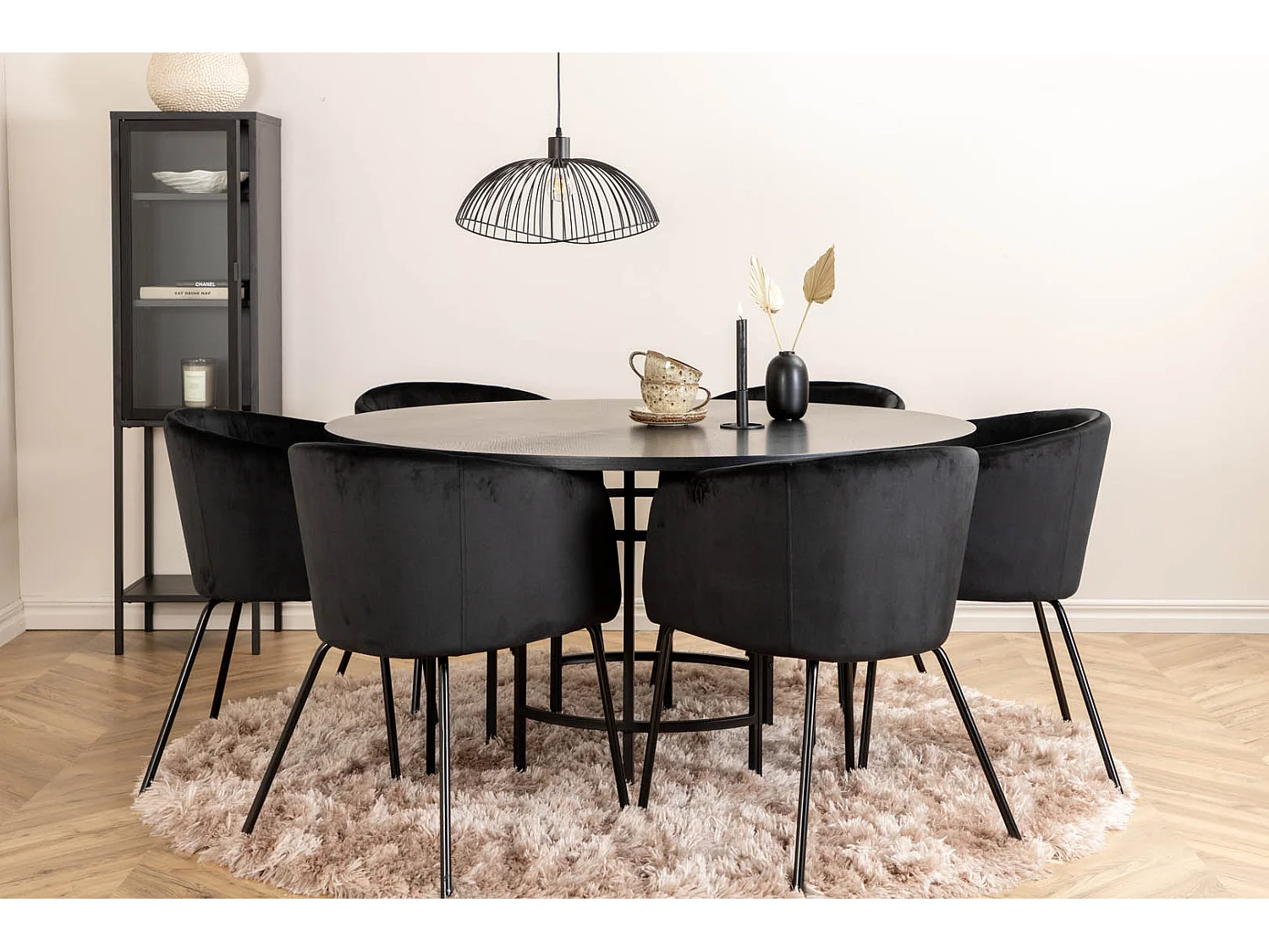 Copenhagen ensemble table, table marron et 6 Berit chaises Velours noir.