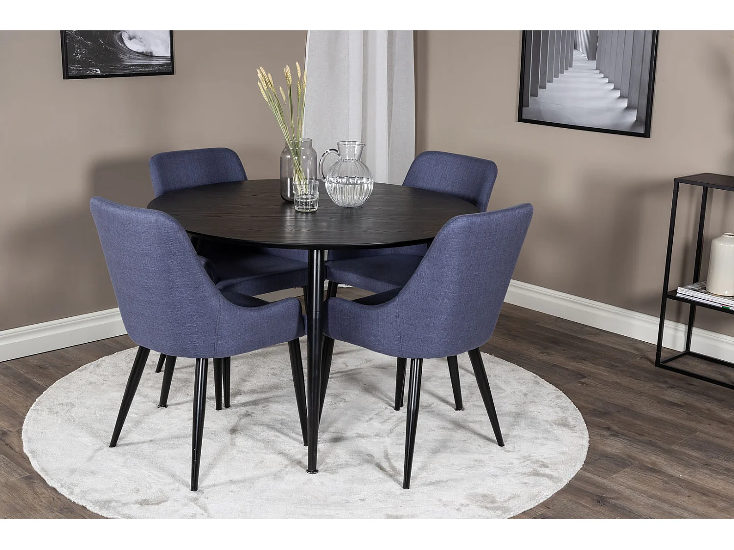 DippØ115BLBL ensemble table, table noir et 4 Plaza chaises bleu, noir.