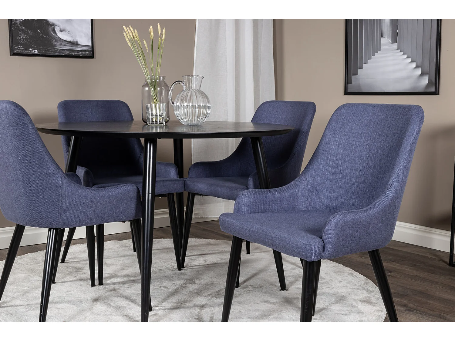 DippØ115BLBL ensemble table, table noir et 4 Plaza chaises bleu, noir.