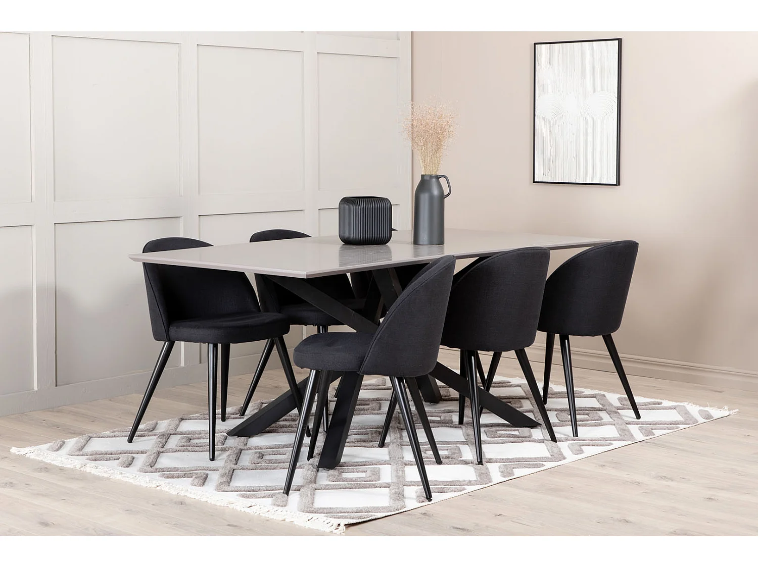 PiazzaGRBL ensemble table, table gris et 6 Velvet chaises noir.