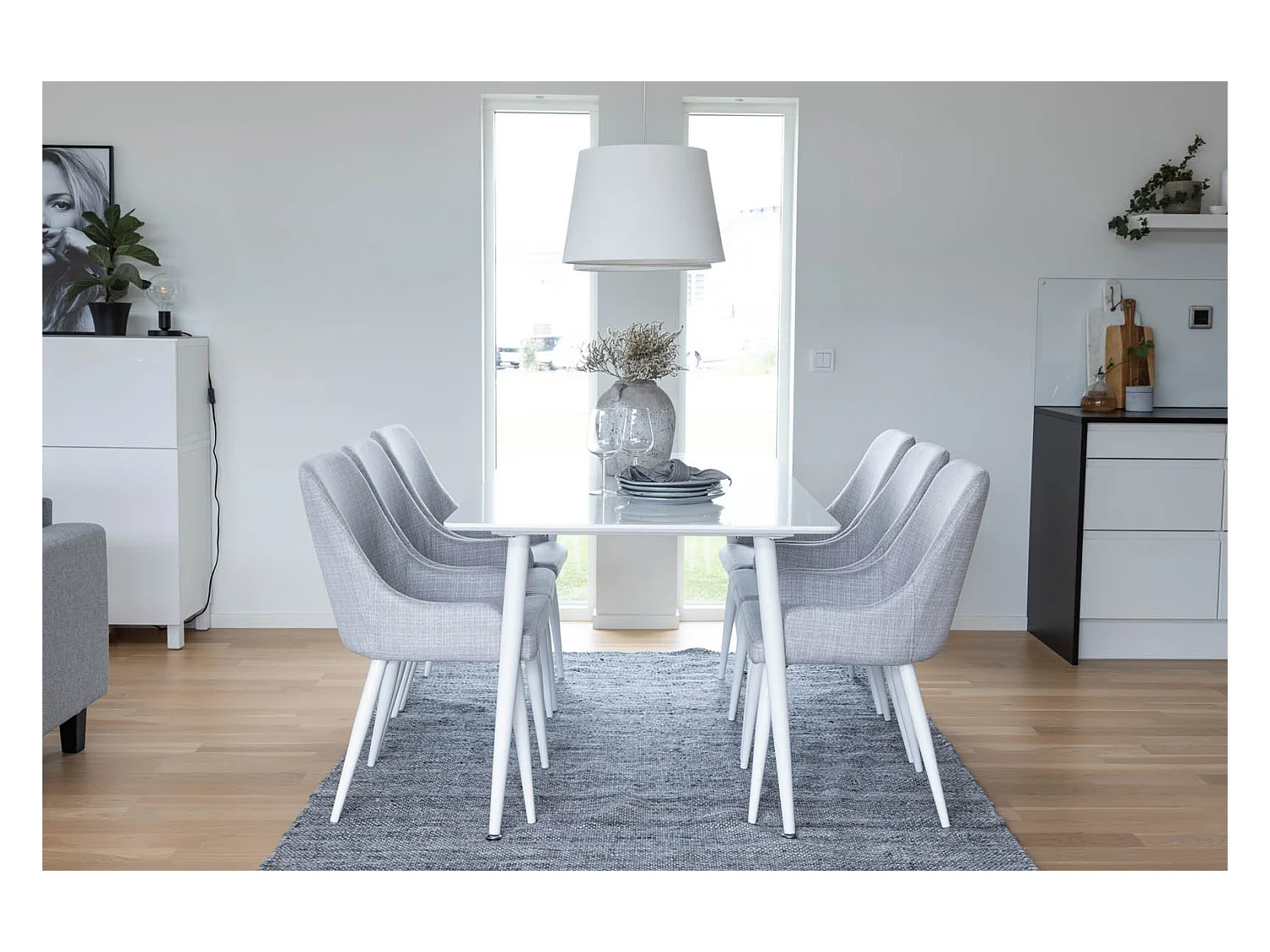 Polar180X90WHWH Essgruppe Esstisch weiß und 6 Plaza Esszimmerstühle grau, weiß.