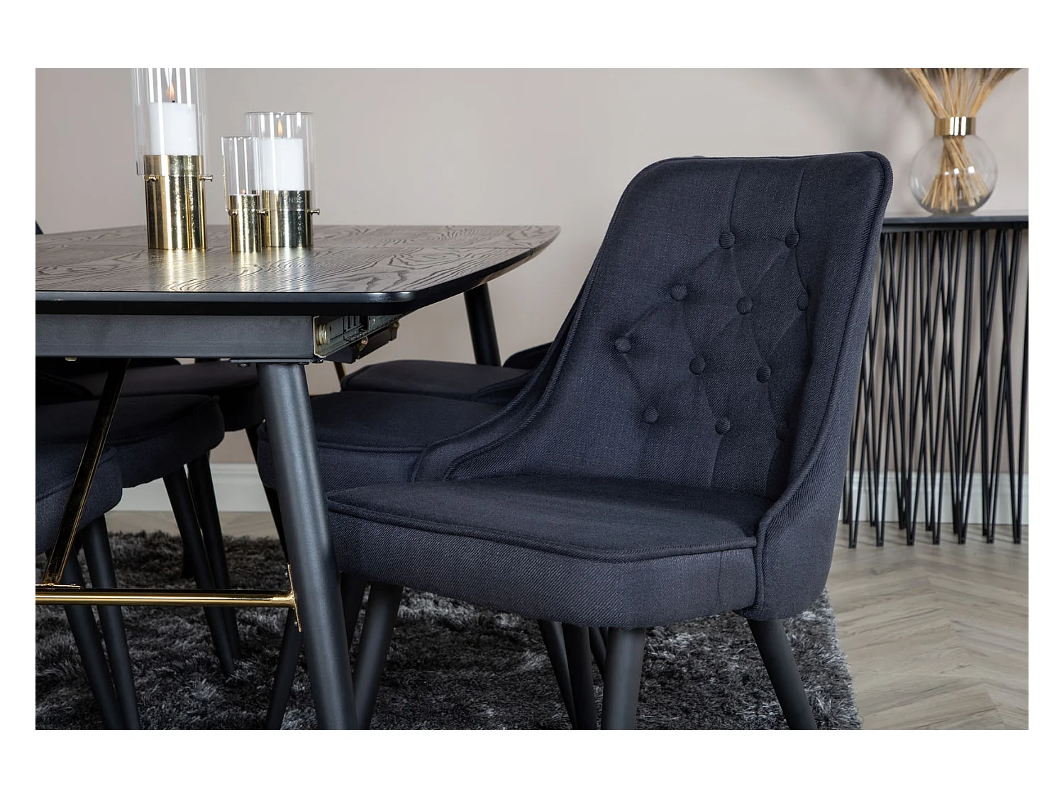 Gold ensemble table, table extensible longueur cm180 / 220 noir et 6 Velvet Deluxe chaises noir.