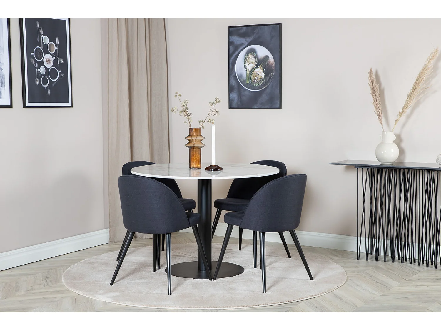 EstelleØ106WHBL ensemble table, table blanc, marbre et 4 Velvet chaises noir.