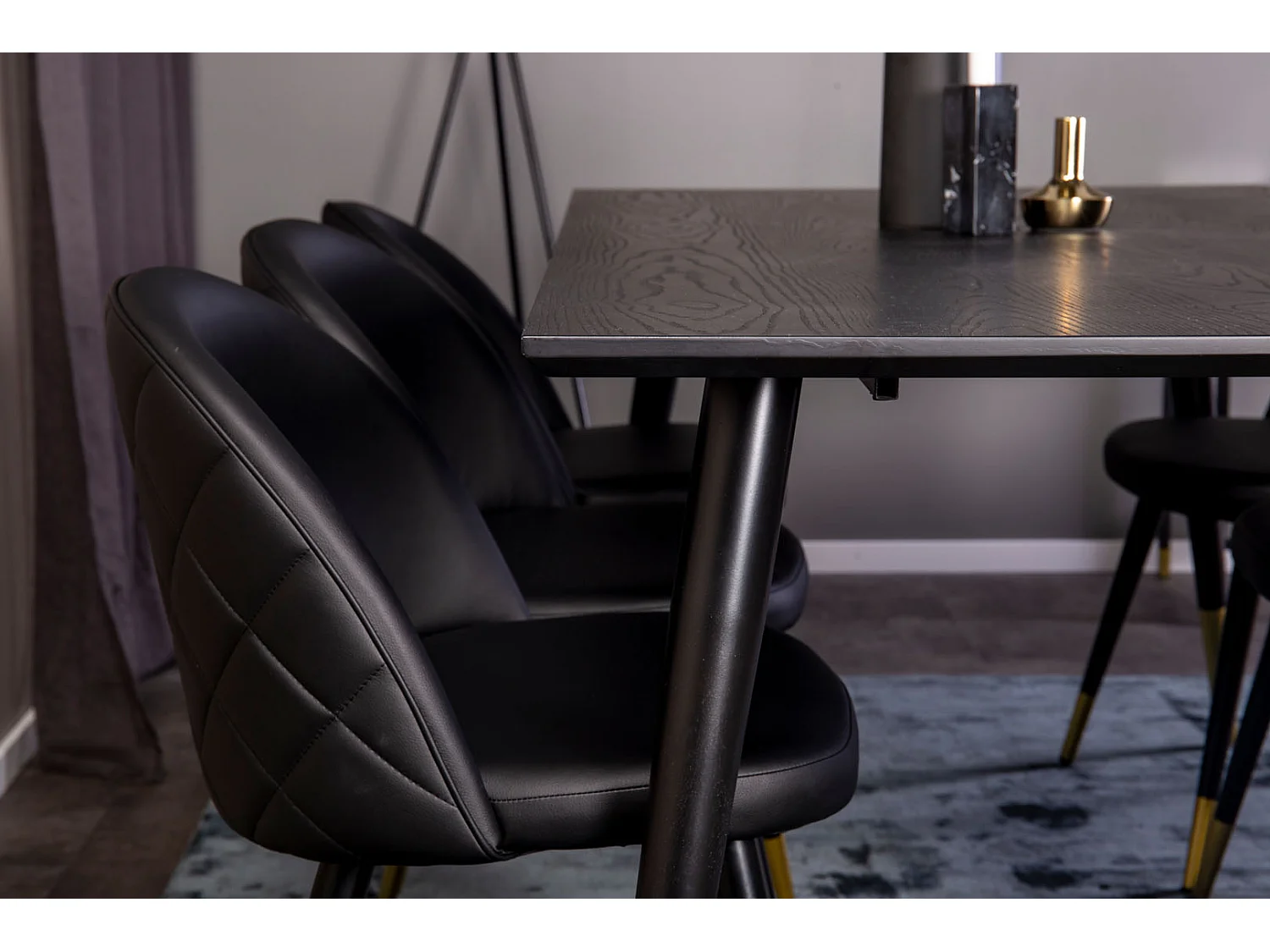 Dipp180x90BLBR ensemble table, table noir et 6 Velvet chaises Similicuir PU noir.