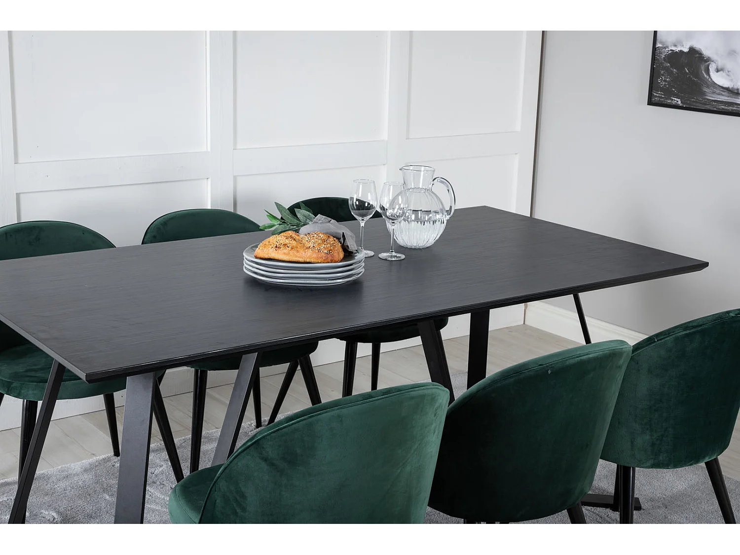 MarinaBLBL eethoek eetkamertafel zwart en 6 Velvet eetkamerstal velours groente, zwart.