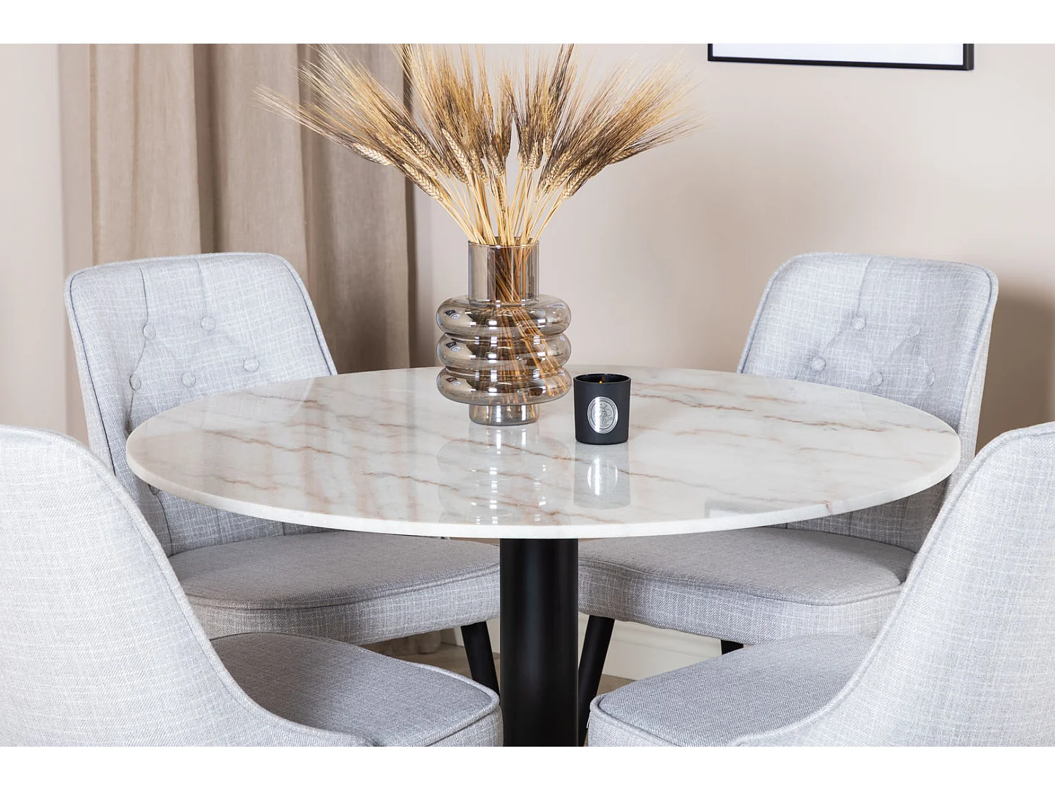 EstelleØ106WHBL eethoek eetkamertafel wit, marmer en 4 Velvet Deluxe eetkamerstal lichtgrijs, zwart.