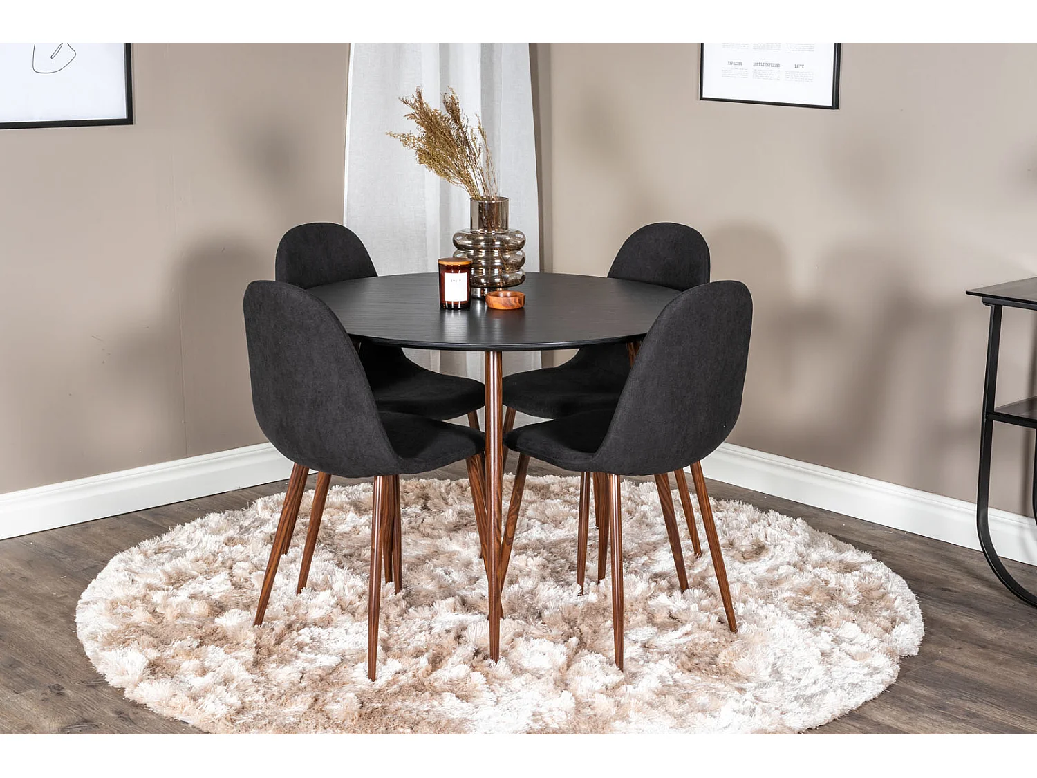 PlazaBLWA100 ensemble table, table noir et 4 Polar chaises noir.