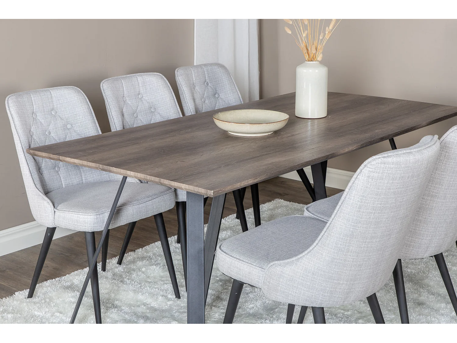 MarinaGRBL ensemble table, table El bois décor gris et 6 Velvet Deluxe chaises grisclair, noir.