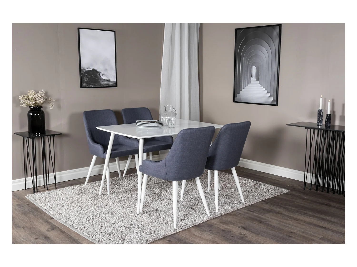 Polar120X80WHWH eethoek eetkamertafel wit en 4 Plaza eetkamerstal blauw, wit.