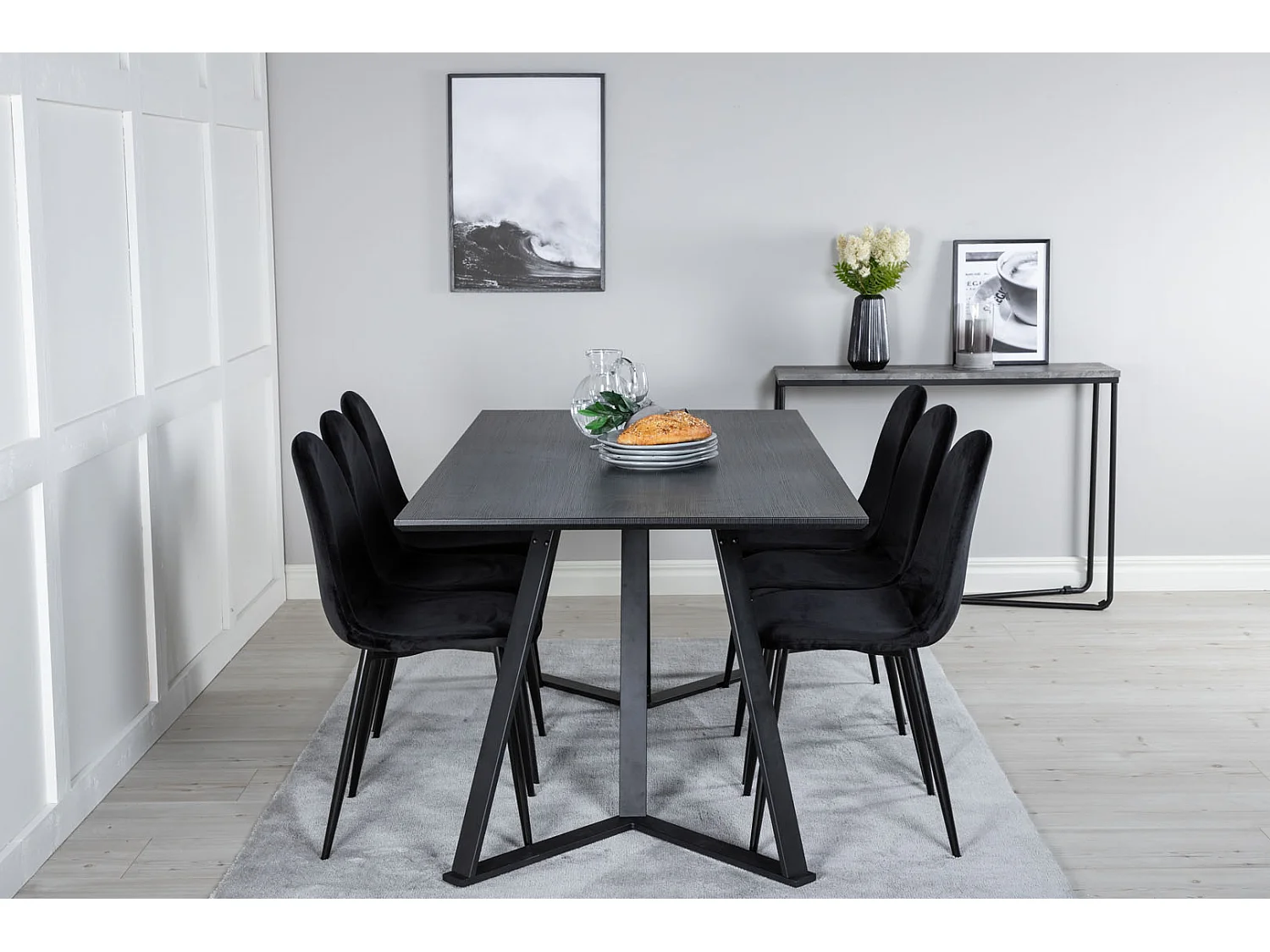 MarinaBLBL Essgruppe Esstisch schwarz und 6 Polar Esszimmerstühle Velour schwarz.