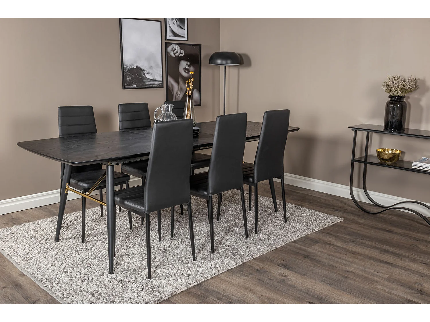 Gold eethoek eetkamertafel uitschuifbare tafel lengte cm 180 / 220 zwart en 6 Slim High Back eetkamerstal PU kunstleer zwart.