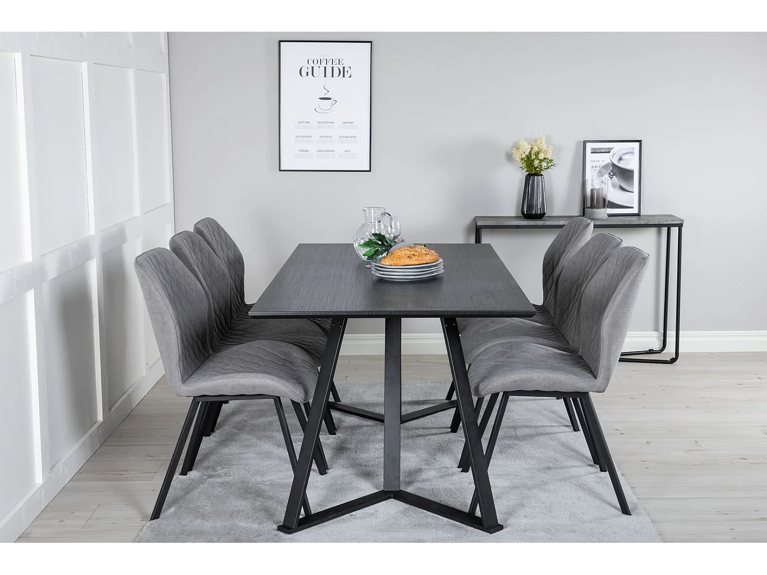 MarinaBLBL ensemble table, table noir et 6 Gemma chaises gris.