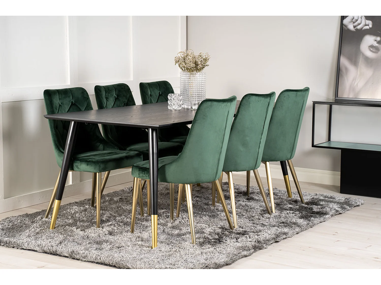 Dipp180x90BLBR ensemble table, table noir et 6 Velvet Deluxe chaises Velours vert, laiton décor.