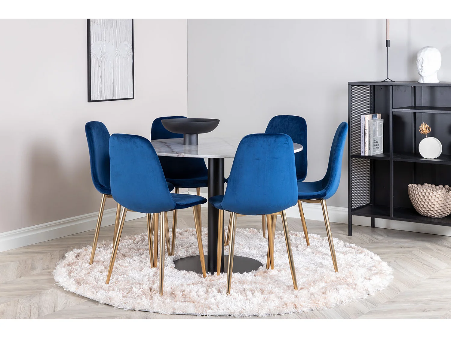 EstelleØ106WHBL ensemble table, table blanc, marbre et 6 Polar chaises Velours bleu, laiton décor.