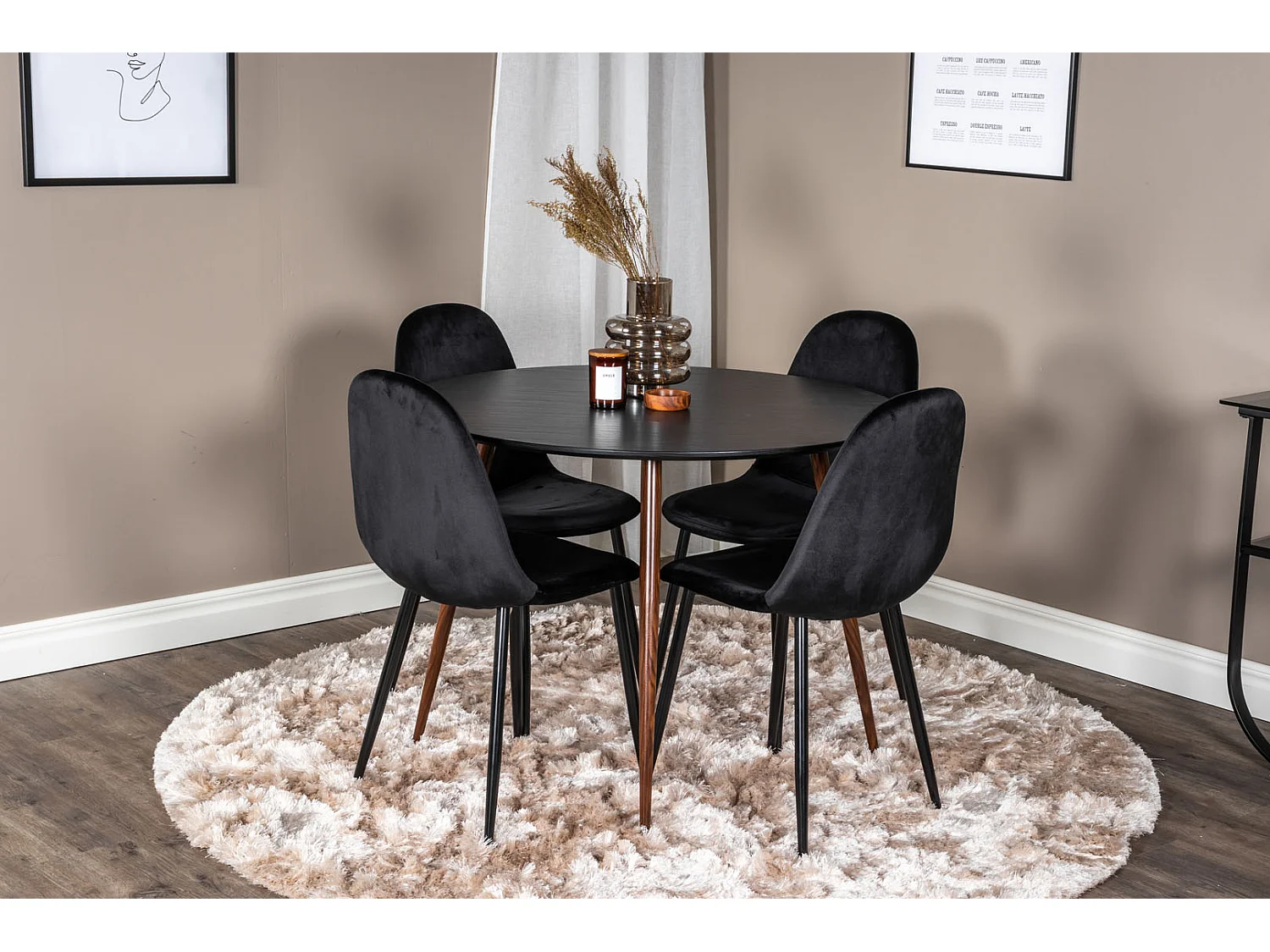 PlazaBLWA100 eethoek eetkamertafel zwart en 4 Polar eetkamerstal velours zwart.