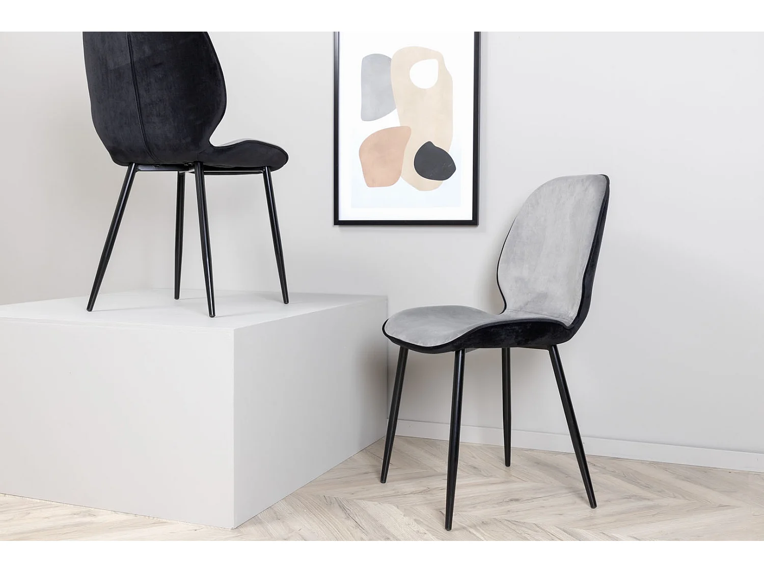 Emma eetkamerstoel velours grijs,zwart.