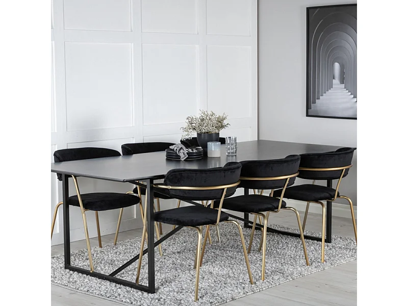 Arrow chaise de salle à manger avec accoudoirs, velours noir, décor en laiton.