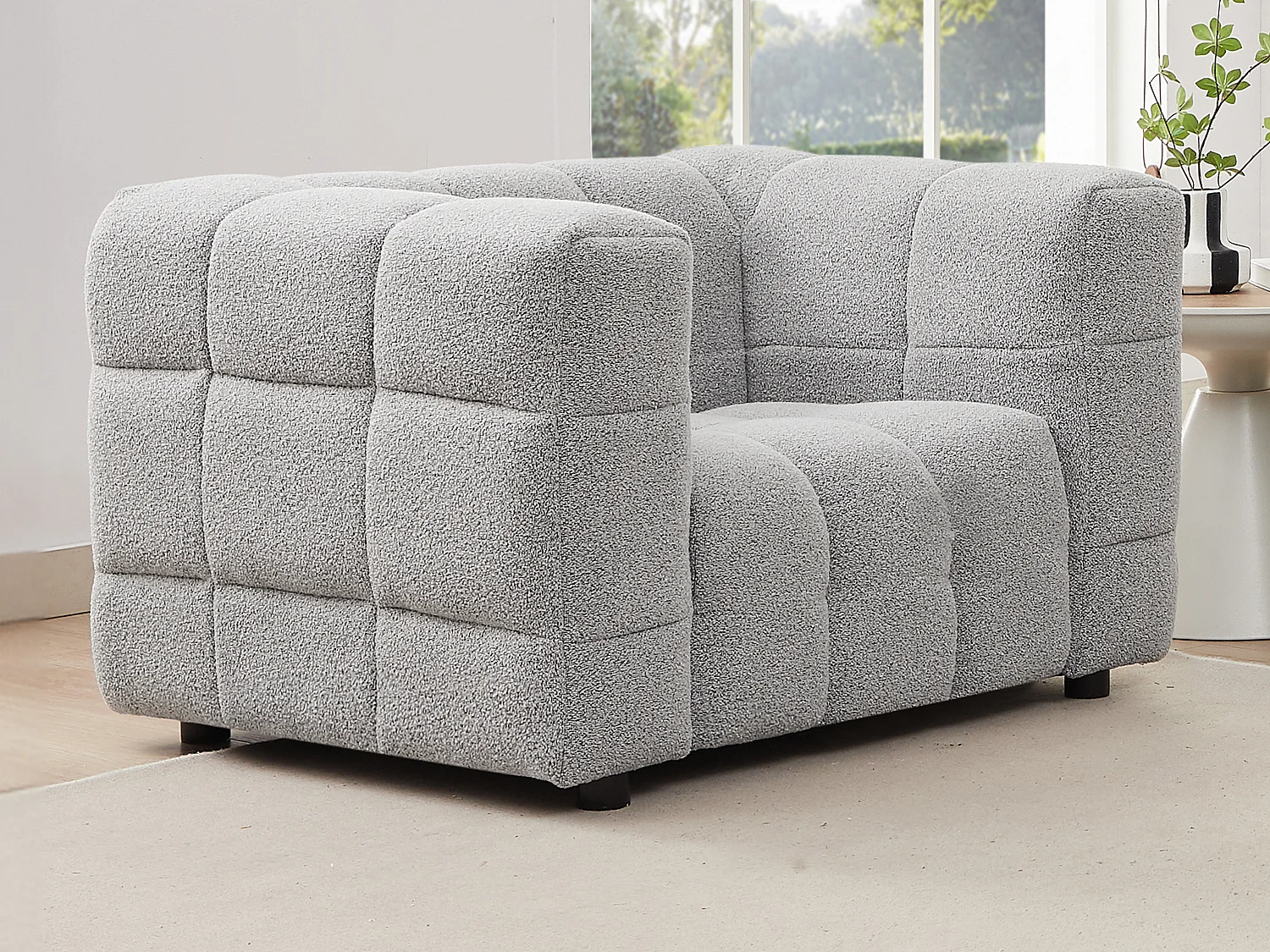 Ljusgrå bouclétyg fåtölj LERICI