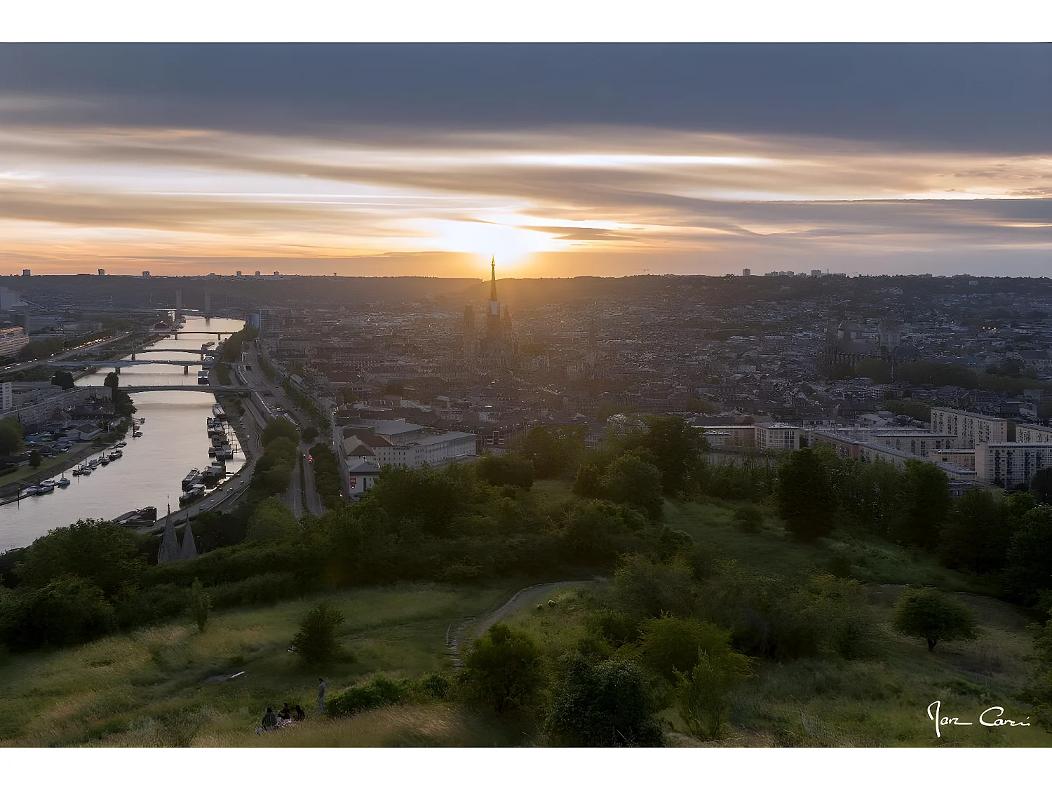Tableau sur toile crépuscule Rouen 45x65 cm