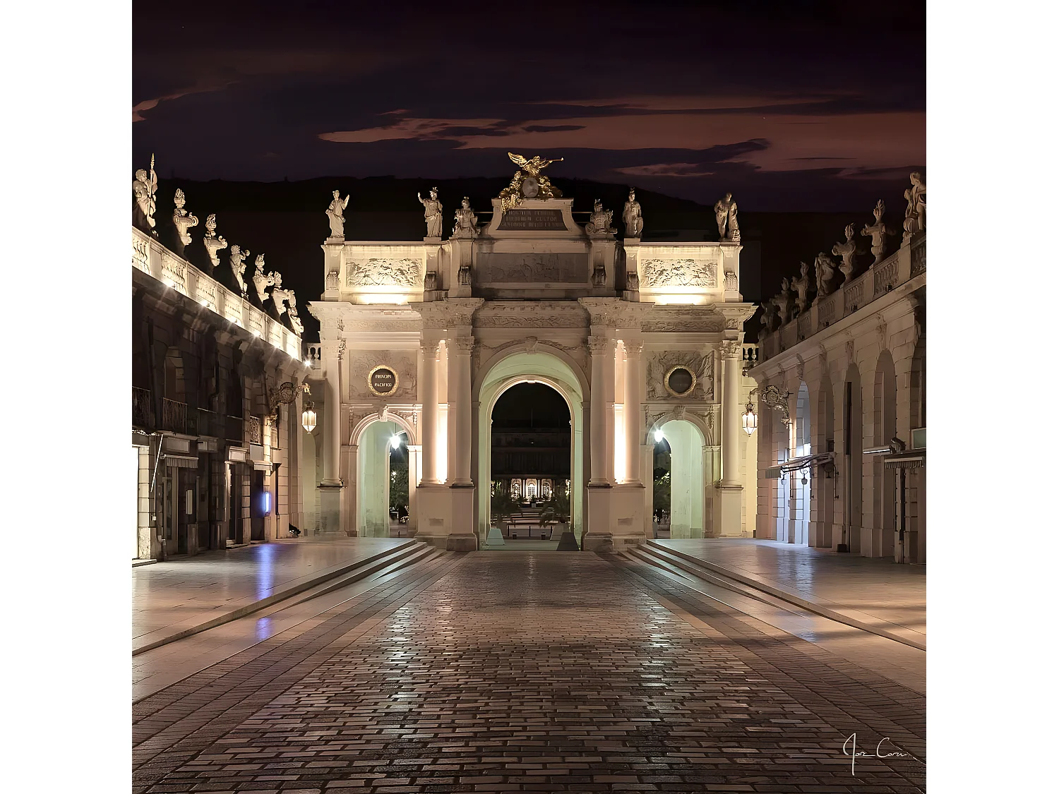 Tableau sur toile Arc Héré la nuit 45x45 cm