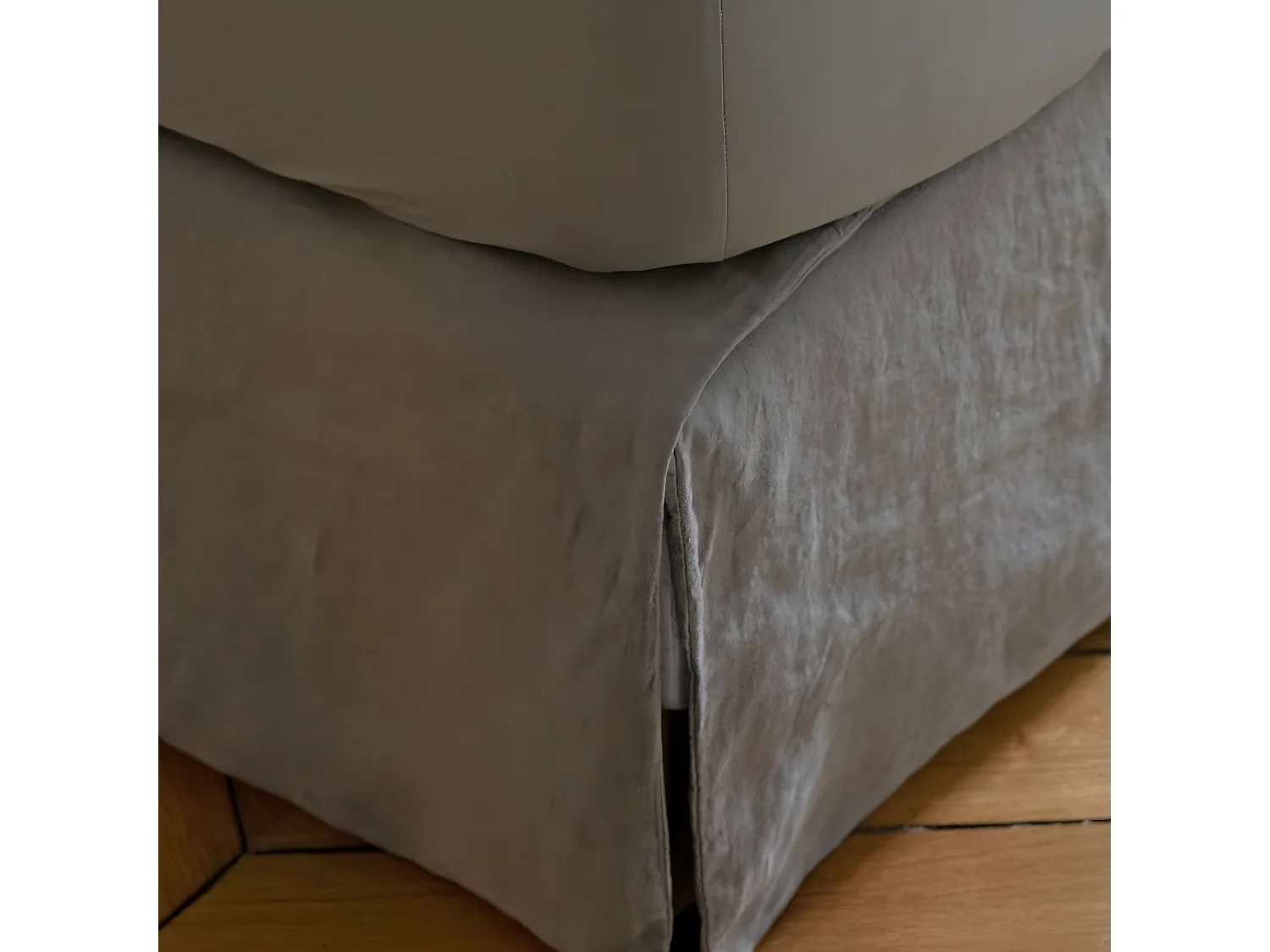 Cache-sommier en lin lavé