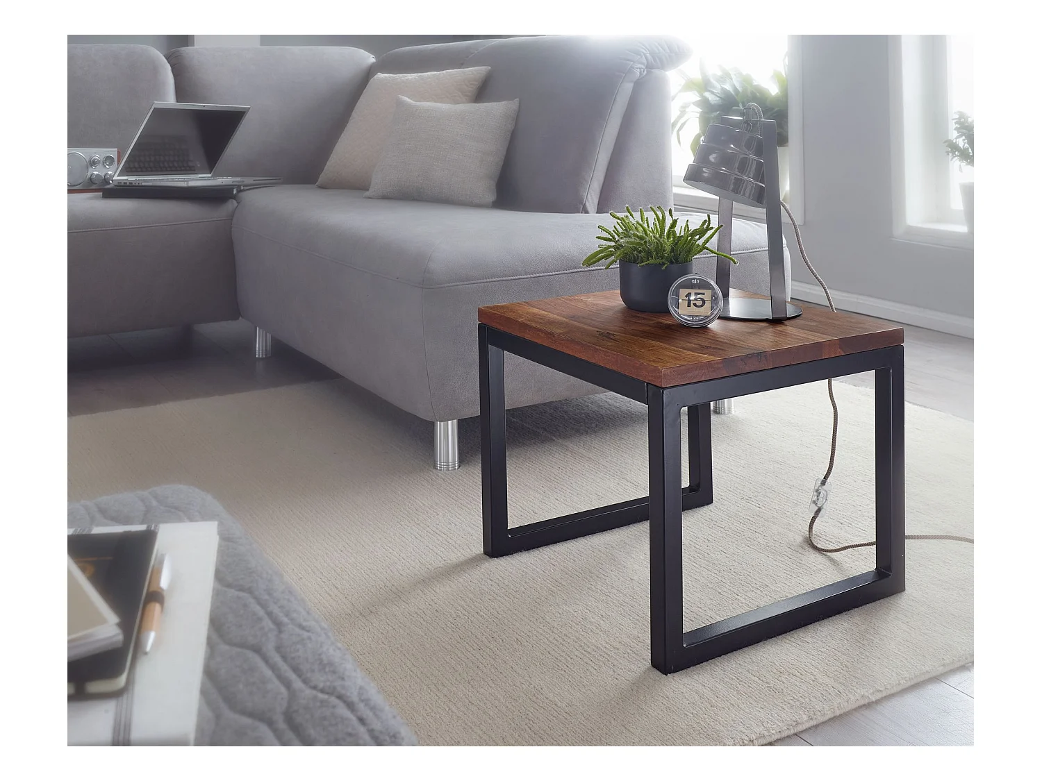 table d'appoint 45x40x45 cm table de salon en bois massif table de salon