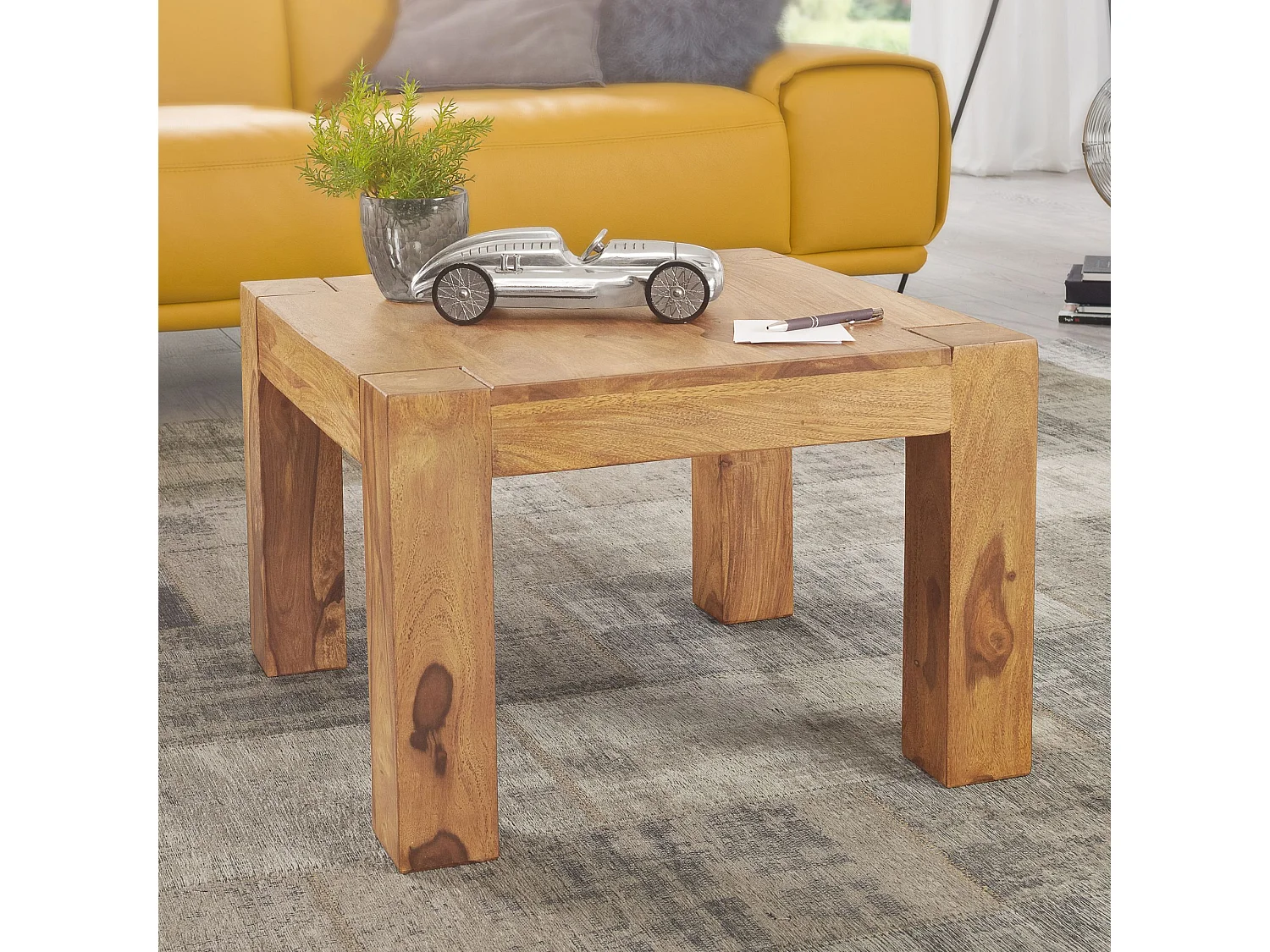 Massiver Couchtisch 60 cm Holz Tisch Massiv Wohnzimmertisch Beistelltisch